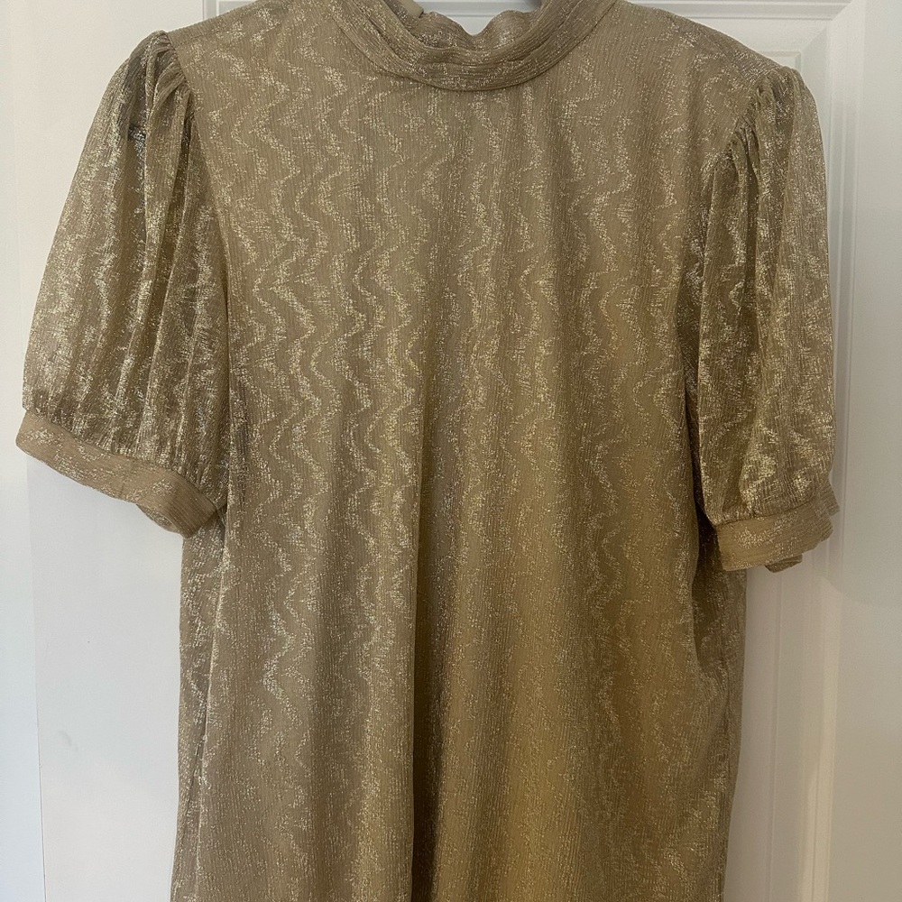 Vince Camuto Shimmering Gold Blouse - never worn! Size XL but fits more like a L